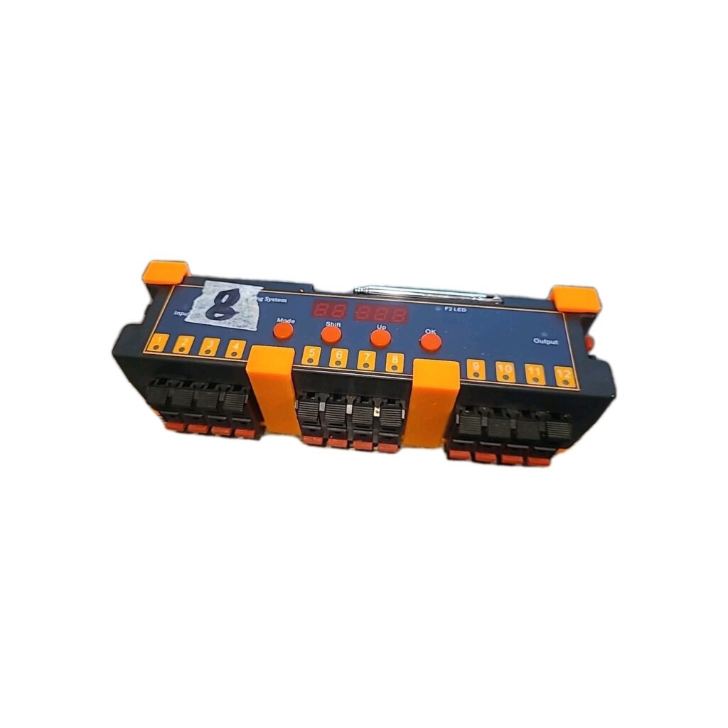 12 Cue Clip Mount